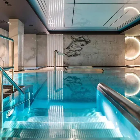 Deo Plaza Deluxe By Noclegi Renters Aparthotel
